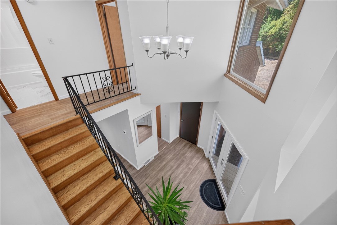 540 Lisa Dr