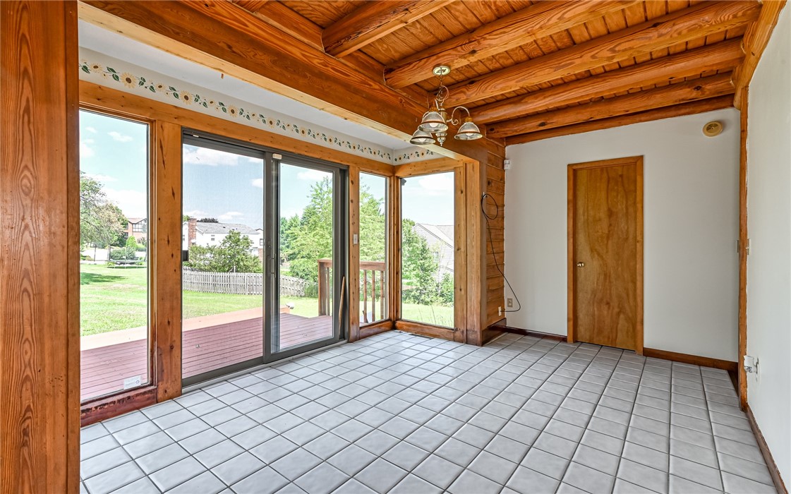 707 Wexford Bayne Rd