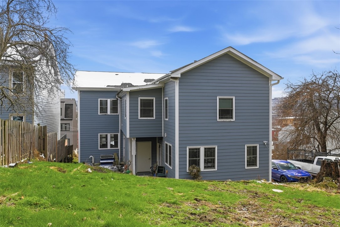 524 W Jefferson St