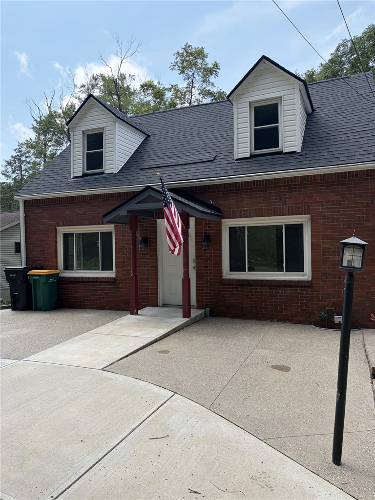 1113 Rochester Rd