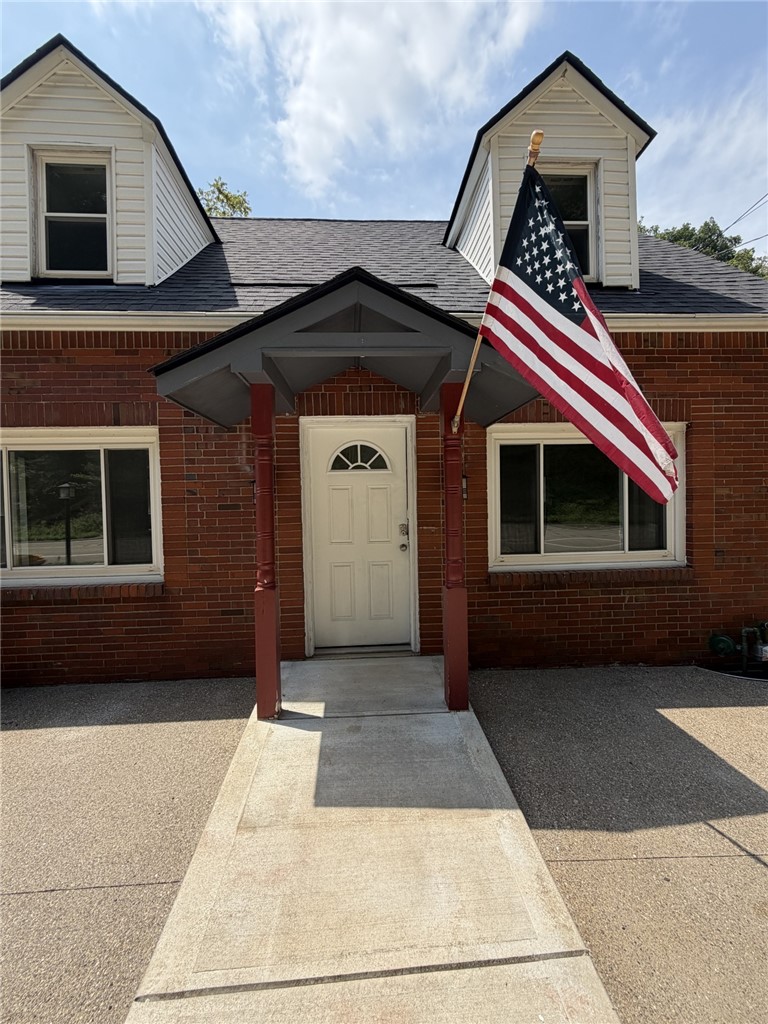 1113 Rochester Rd