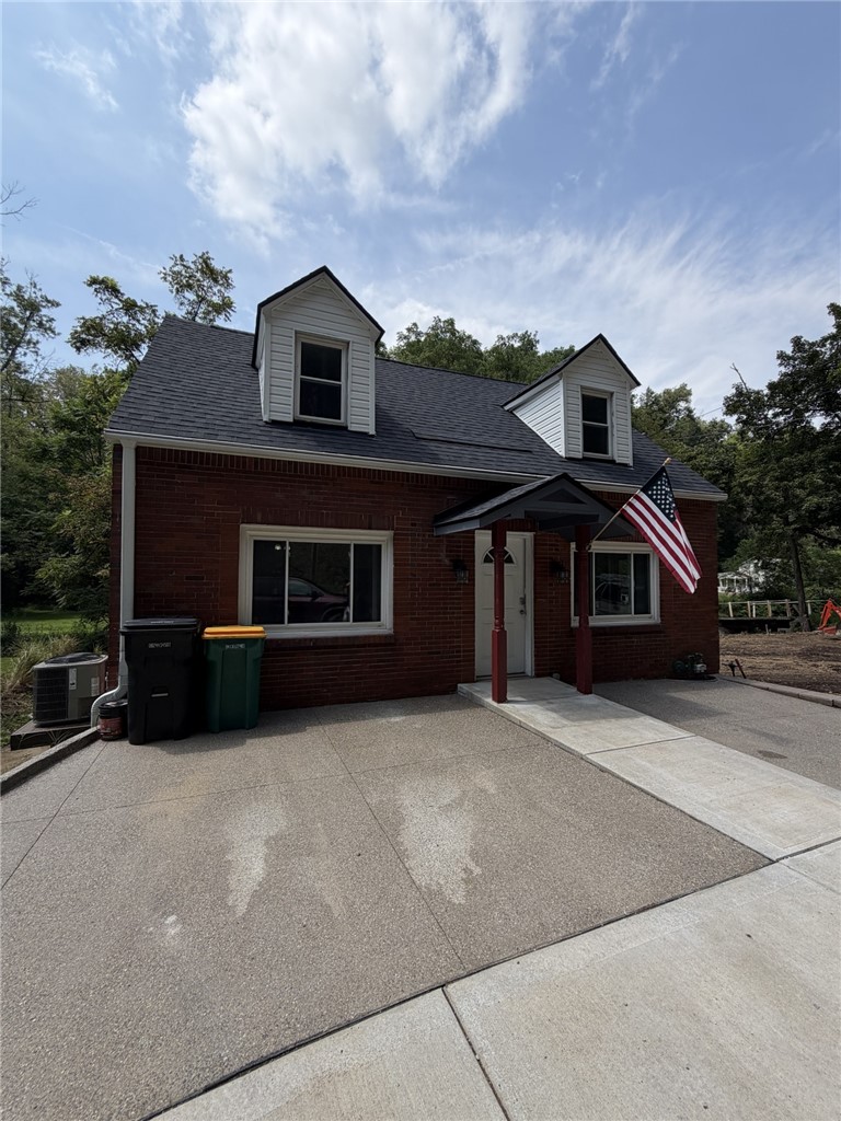1113 Rochester Rd