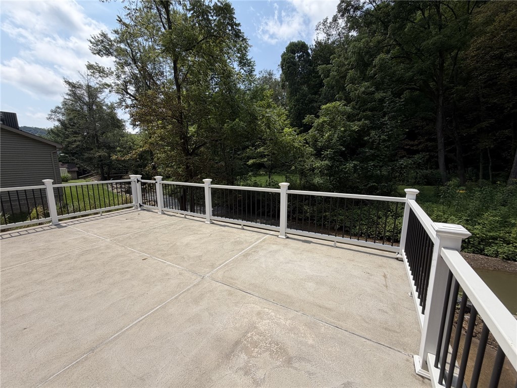 1113 Rochester Rd