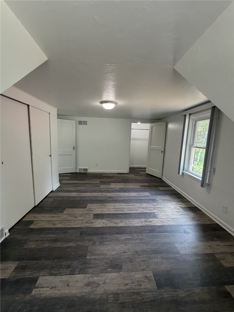 1113 Rochester Rd