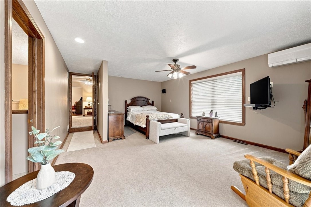 241 Catalina Dr