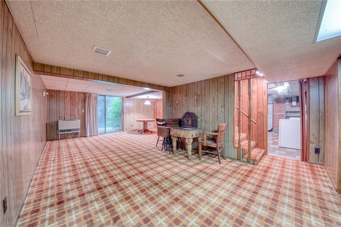 209 Glenview Drive