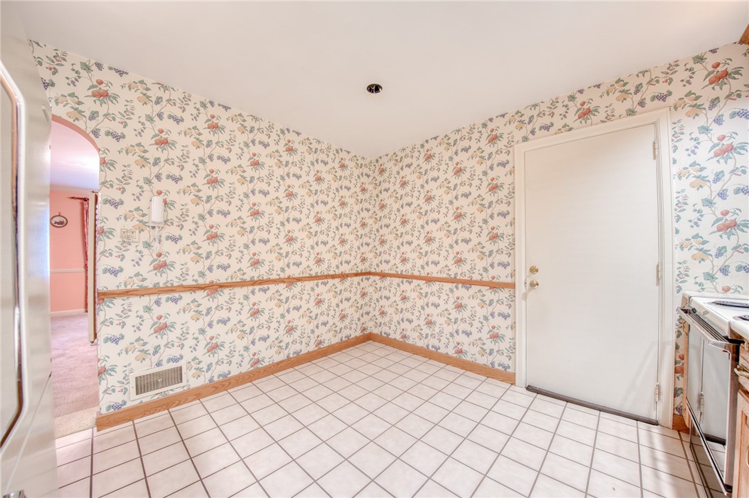 209 Glenview Drive