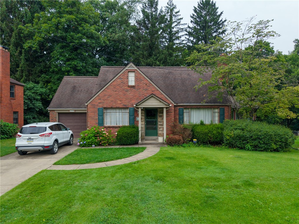 209 Glenview Drive