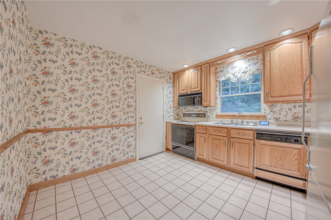 209 Glenview Drive