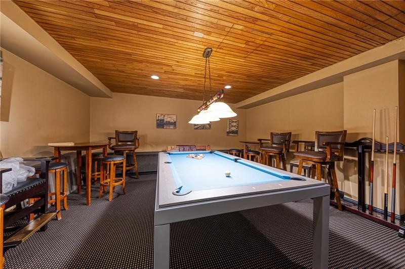 320 Fort Duquesne Blvd 16B