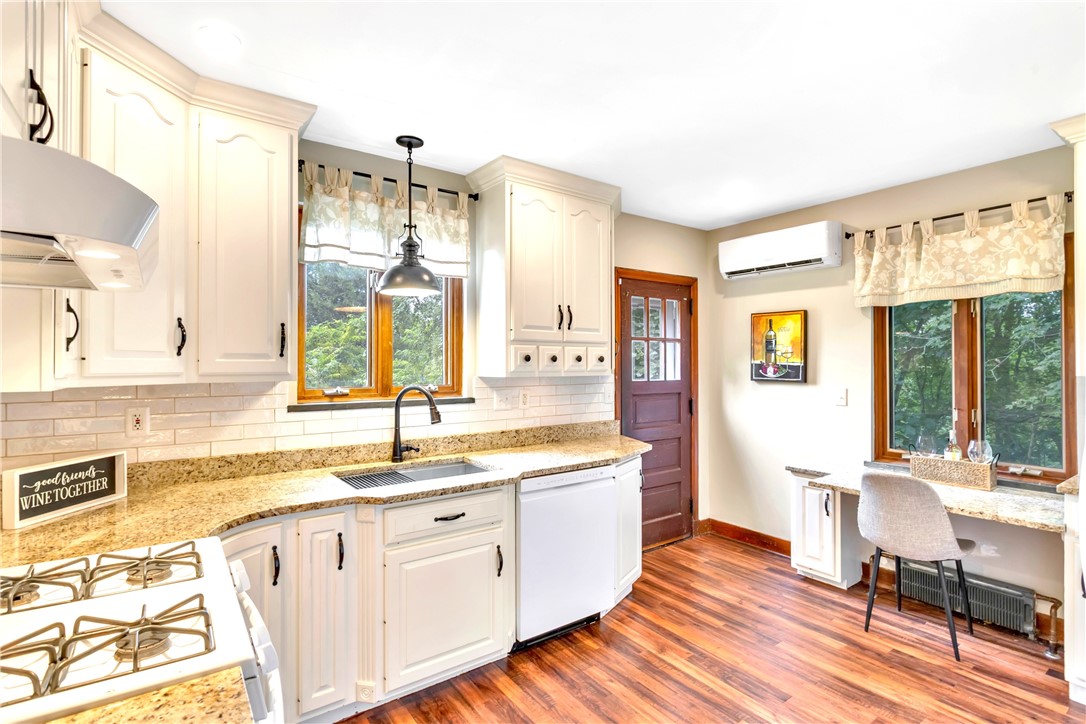 148 E Fairview Ave