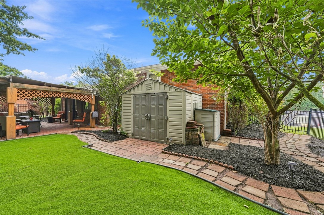 107 Joan Dr