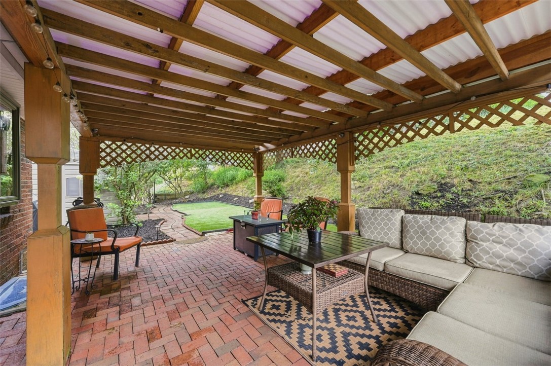 107 Joan Dr