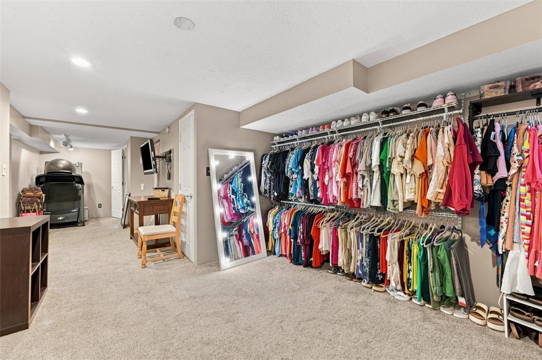 107 Joan Dr