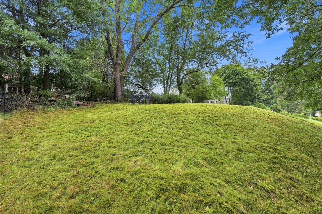 107 Joan Dr