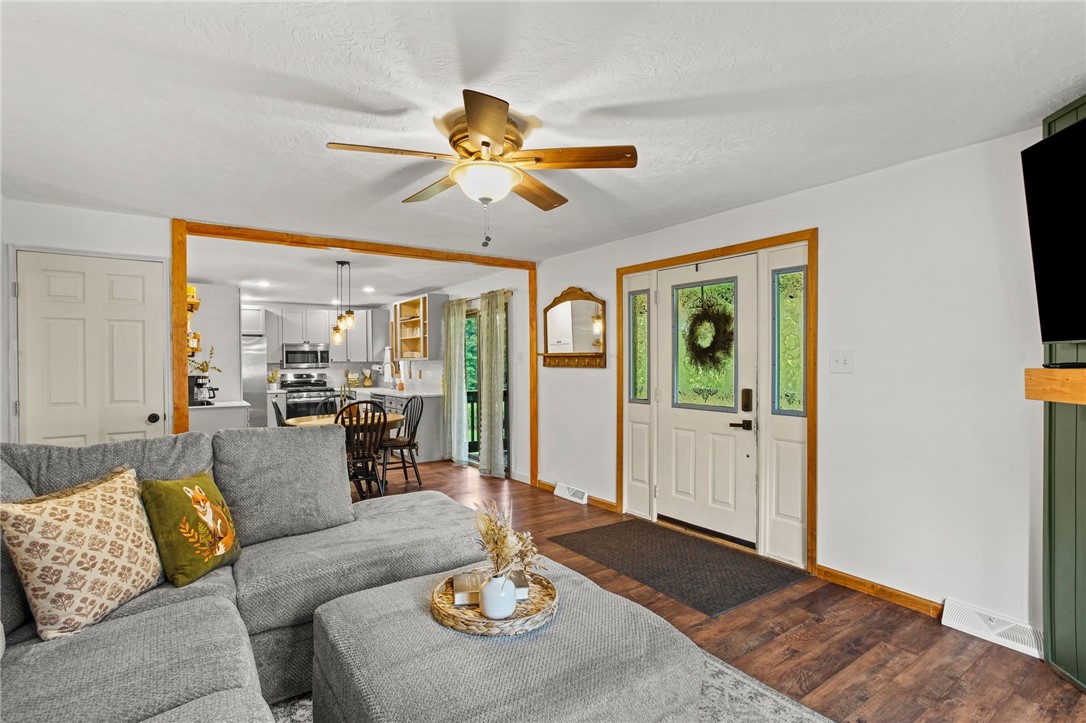 1737 Big Sewickley Creek Rd
