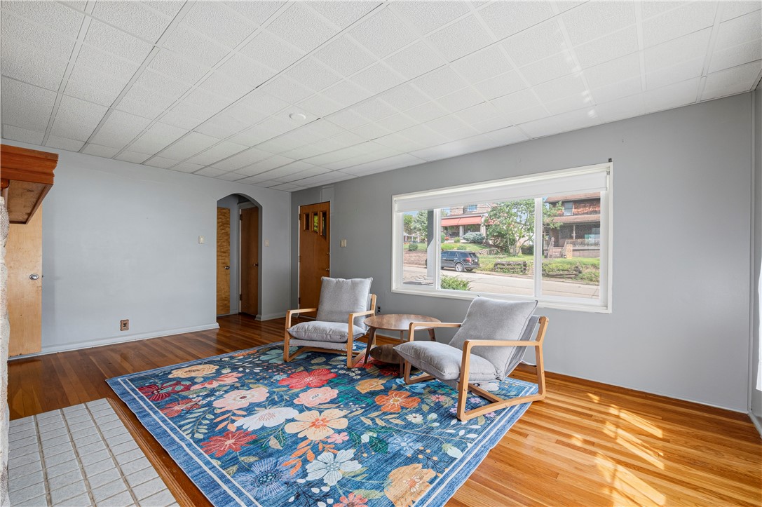 223 Pershing Dr