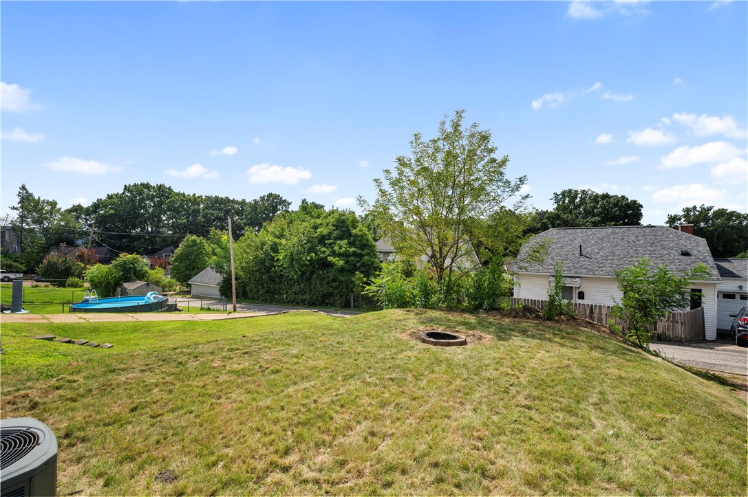 223 Pershing Dr