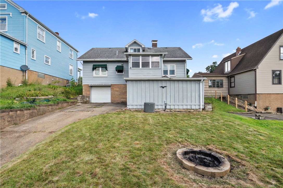223 Pershing Dr
