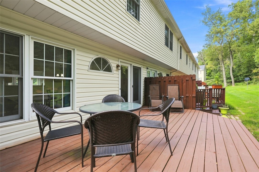 475 Cherryhill Dr