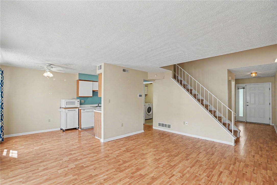 204 Carla Dr
