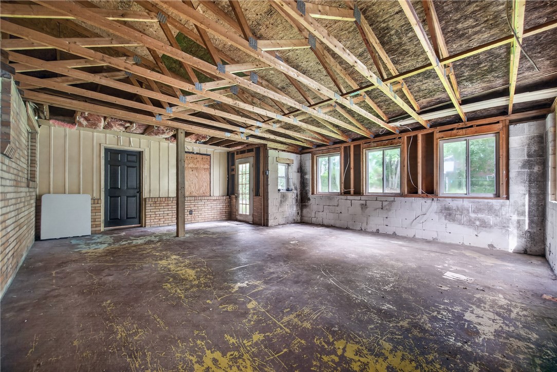 612 Charlotte Dr