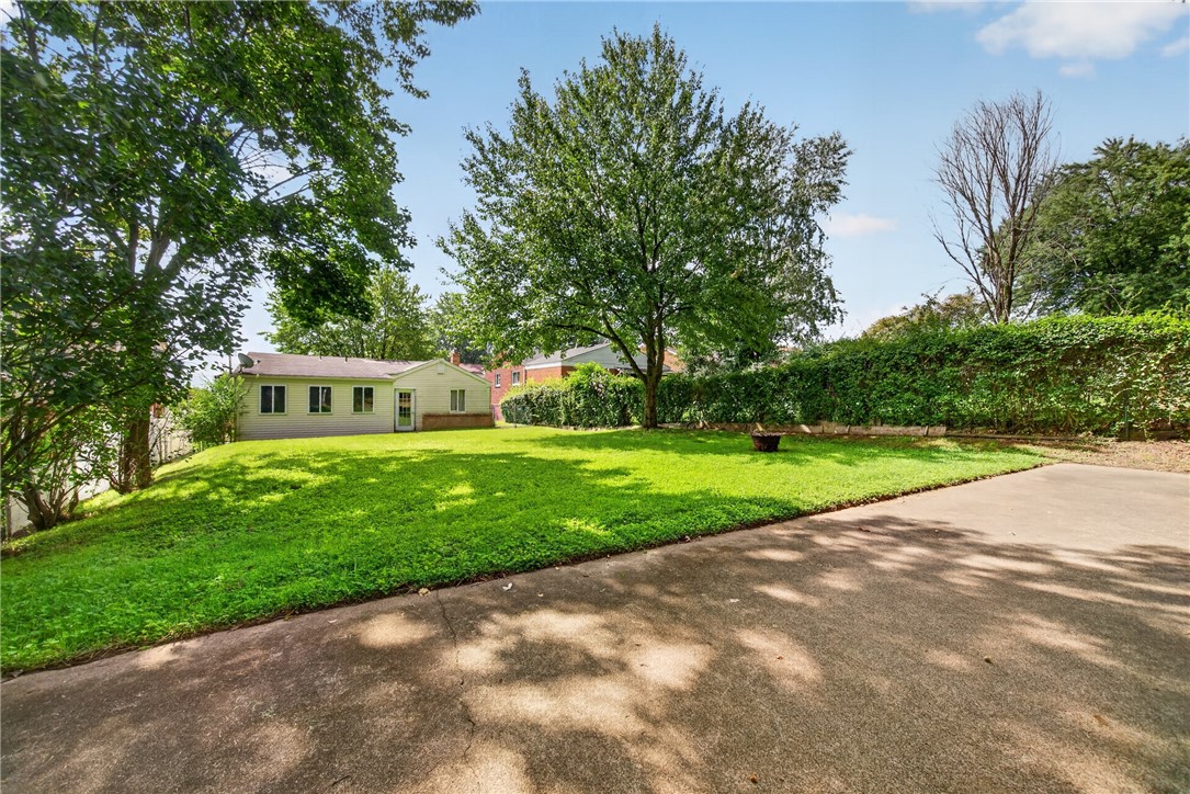 612 Charlotte Dr