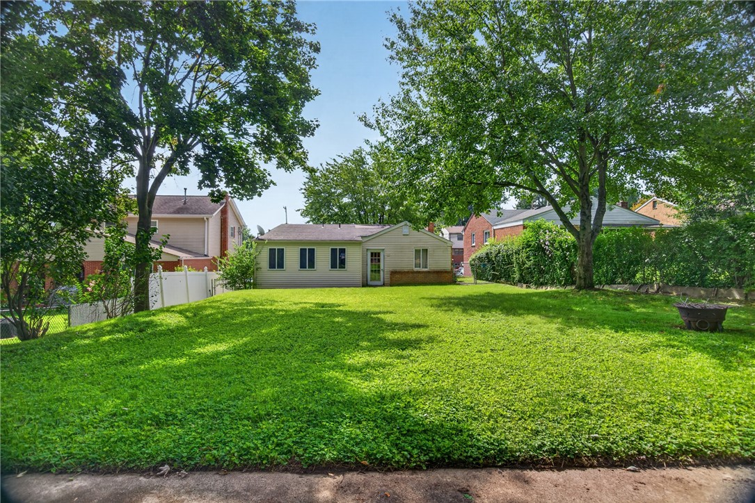 612 Charlotte Dr