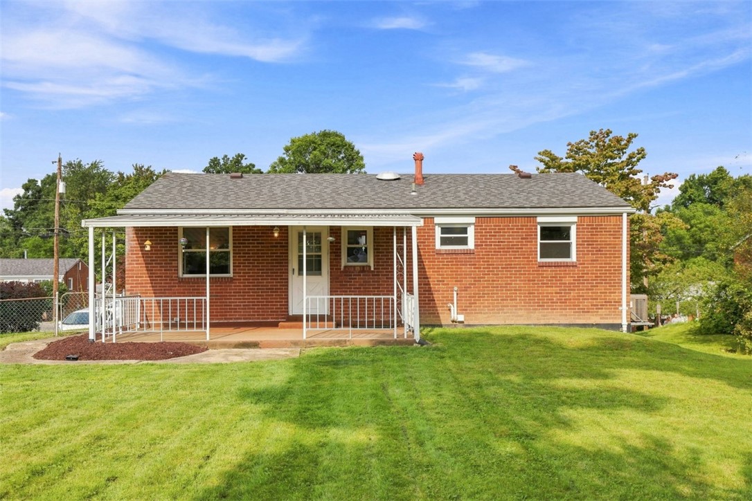 553 Meadowvale Dr