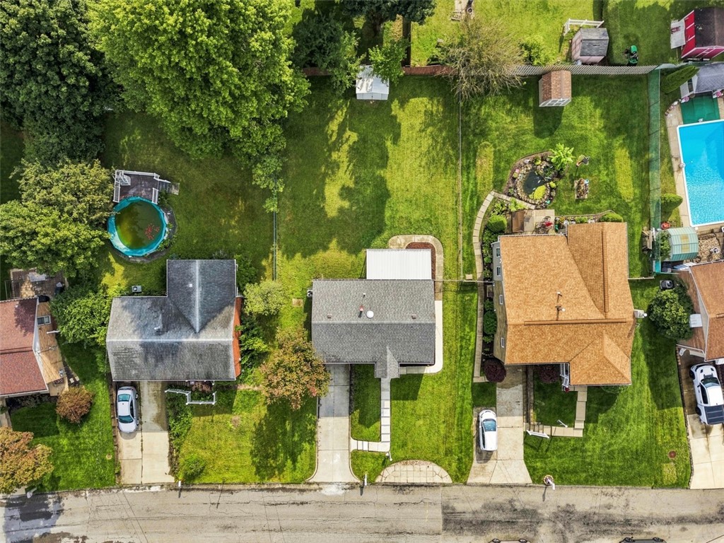 553 Meadowvale Dr