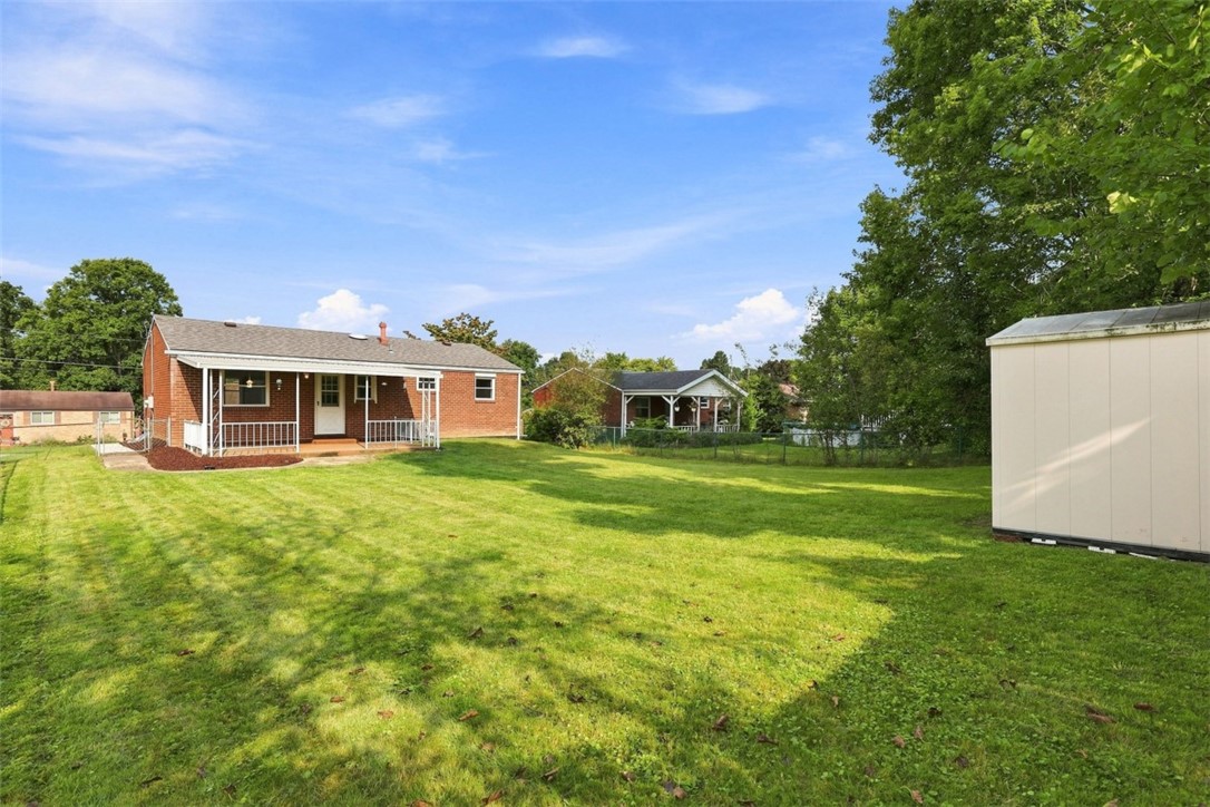 553 Meadowvale Dr