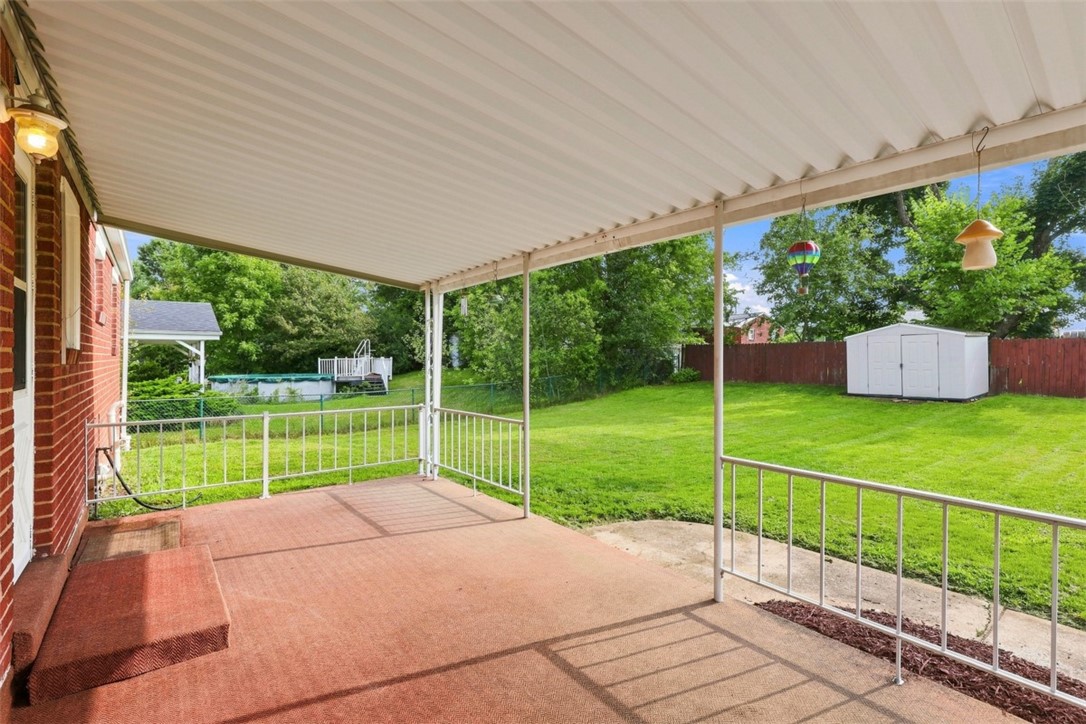 553 Meadowvale Dr