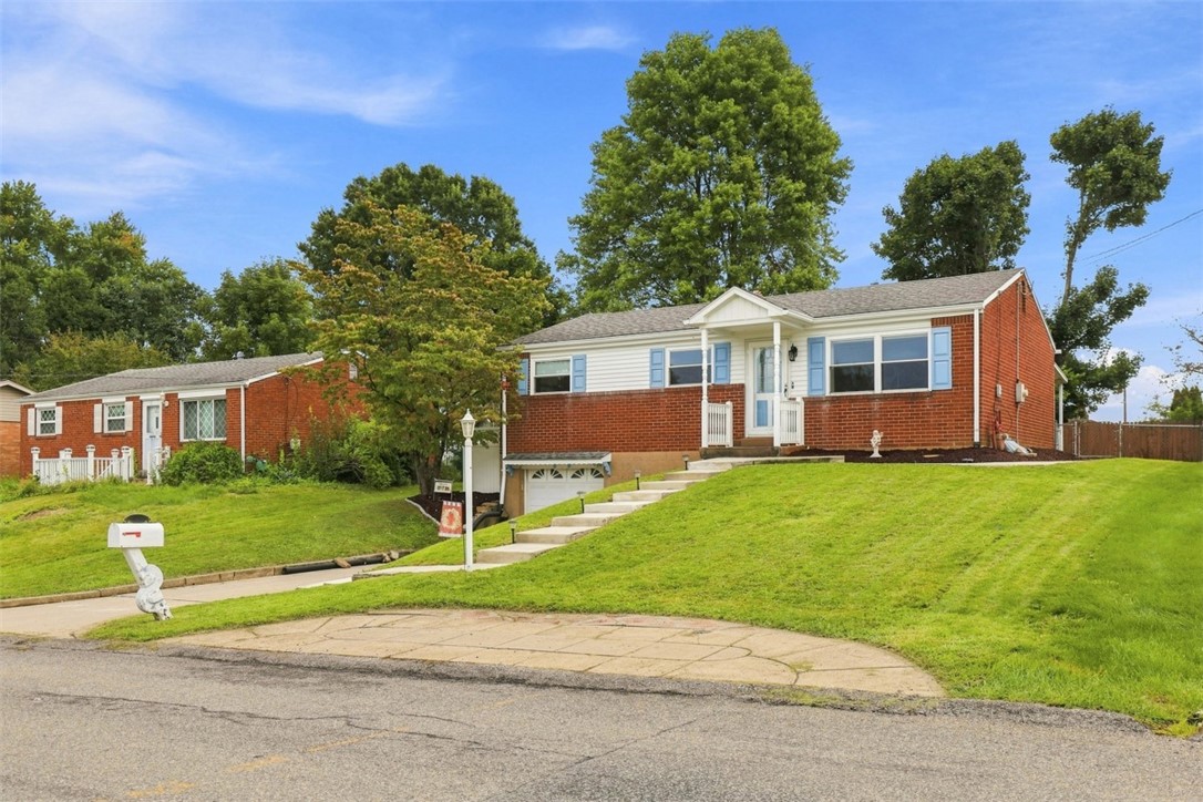 553 Meadowvale Dr