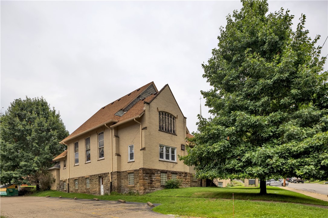 1 Oregon Avenue