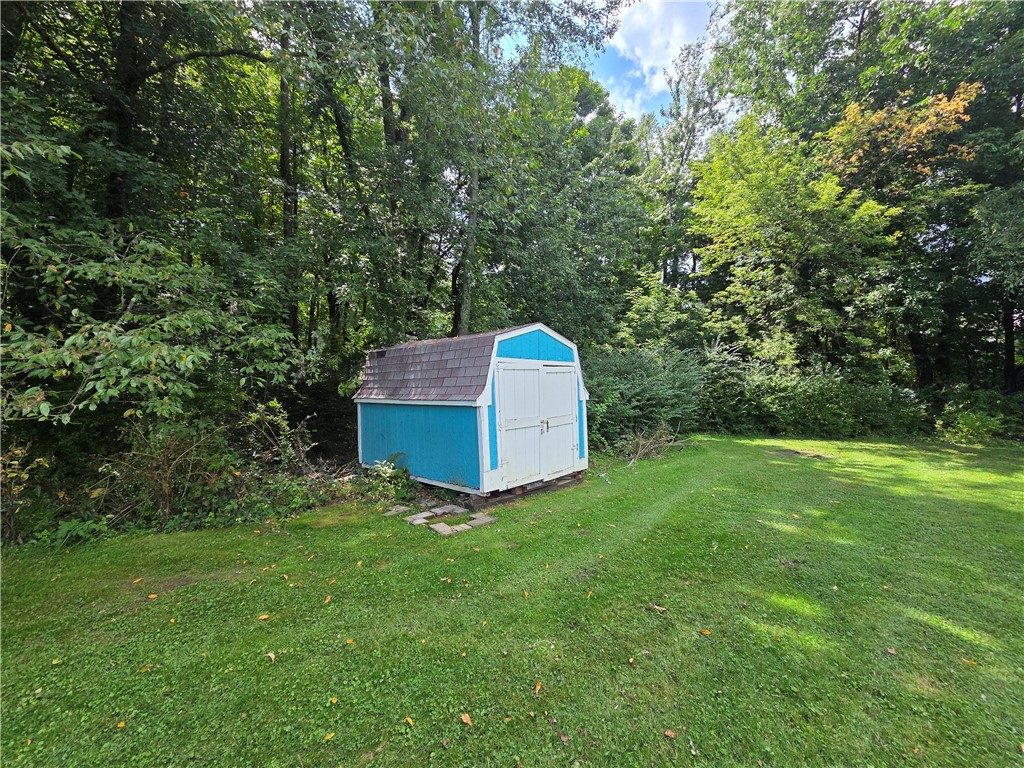 7586 Hurlbert Road