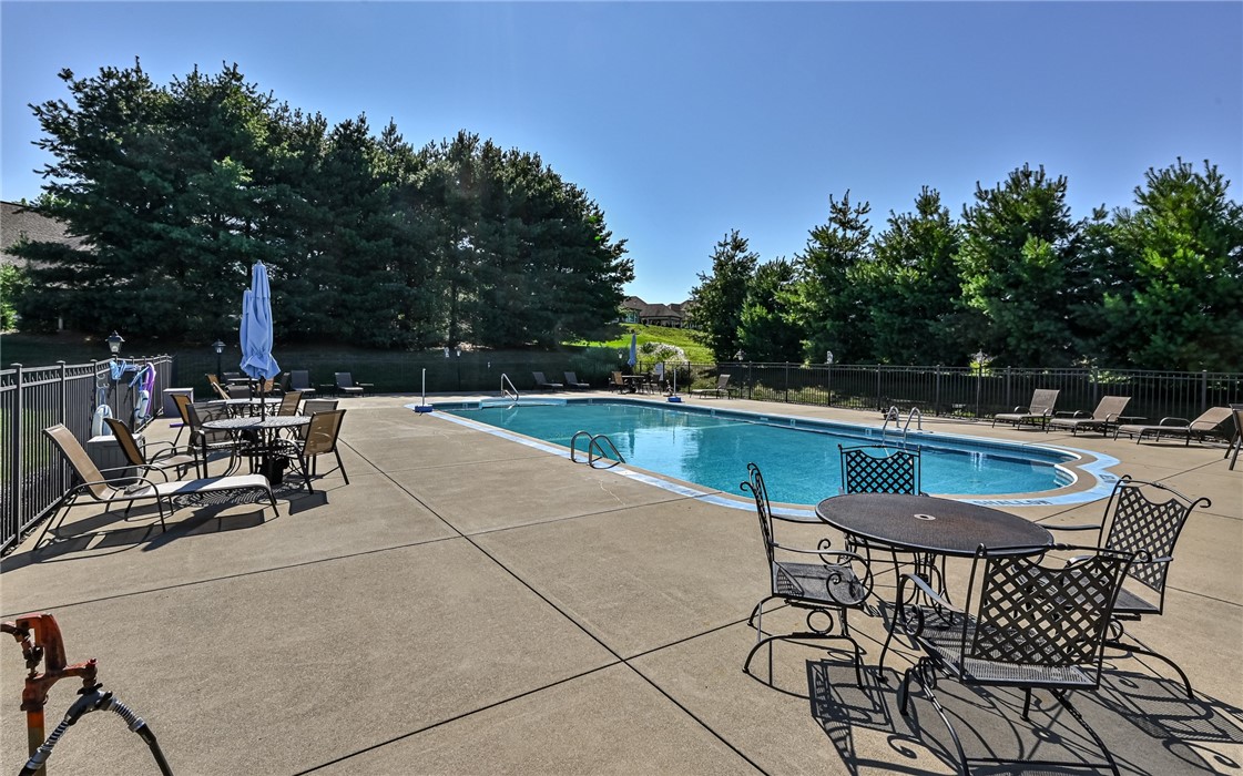 101 Walker Ln