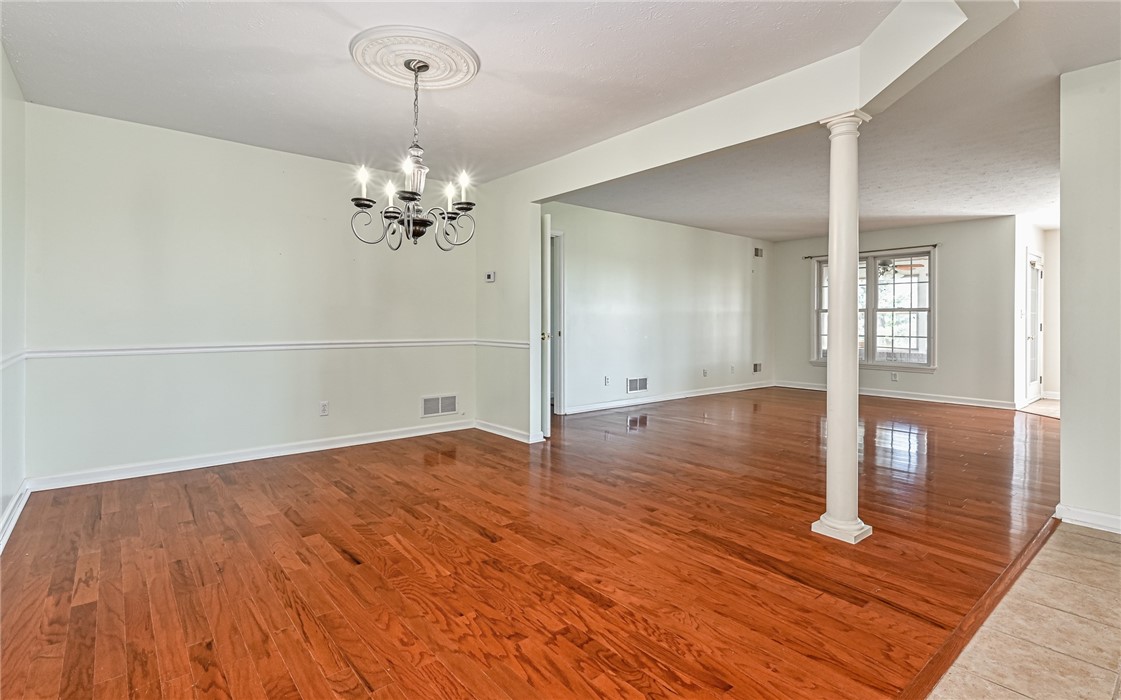 101 Walker Ln