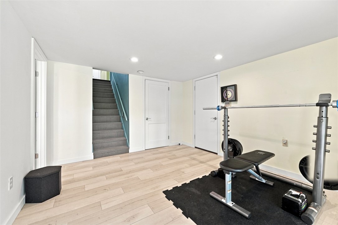 323 Tadmar Ave