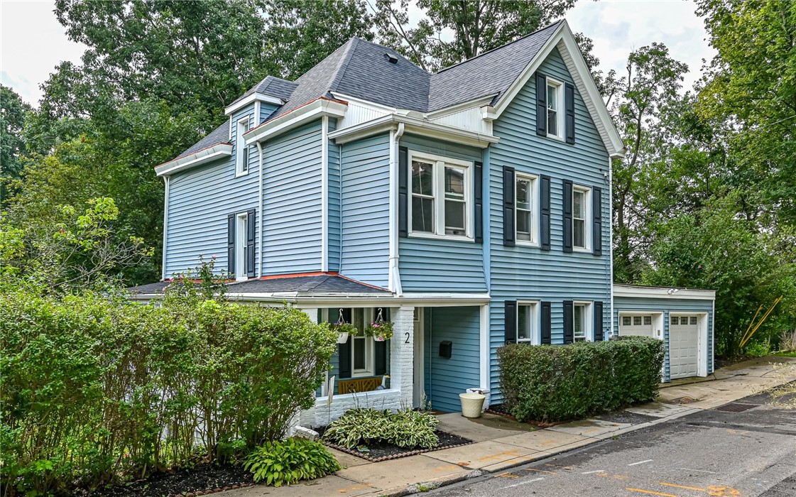 2 Sedalia Ave