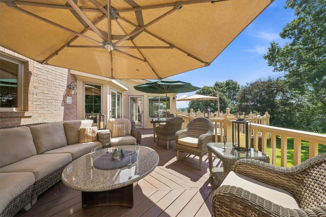 114 Hidden Valley Ct
