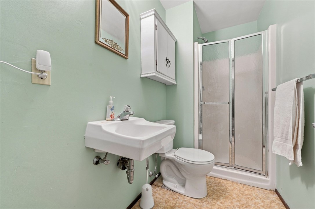 6103 Berkshire Ct