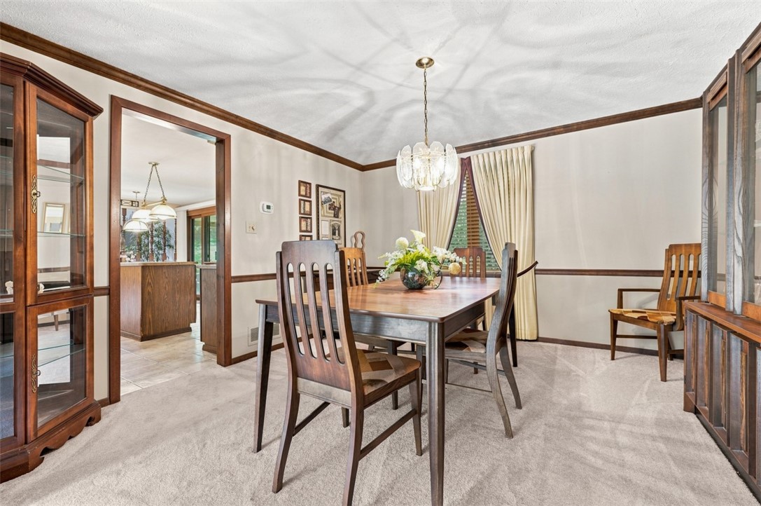6103 Berkshire Ct