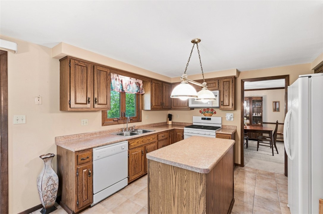 6103 Berkshire Ct