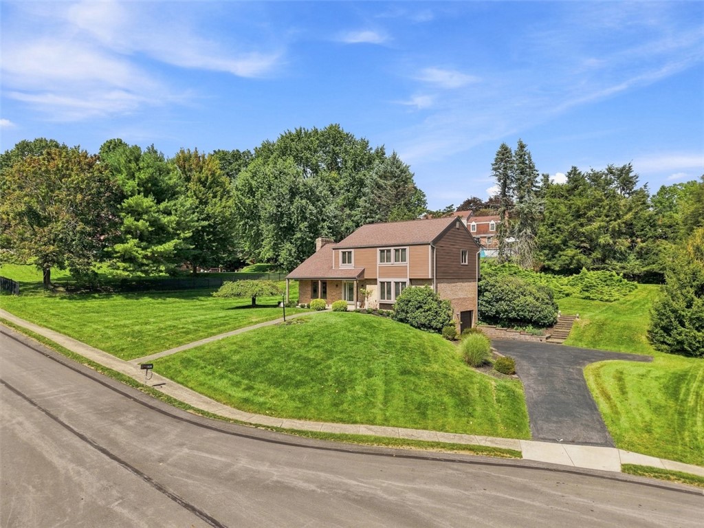 6103 Berkshire Ct