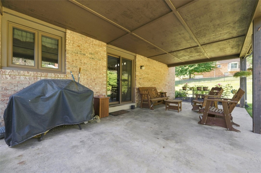 6103 Berkshire Ct