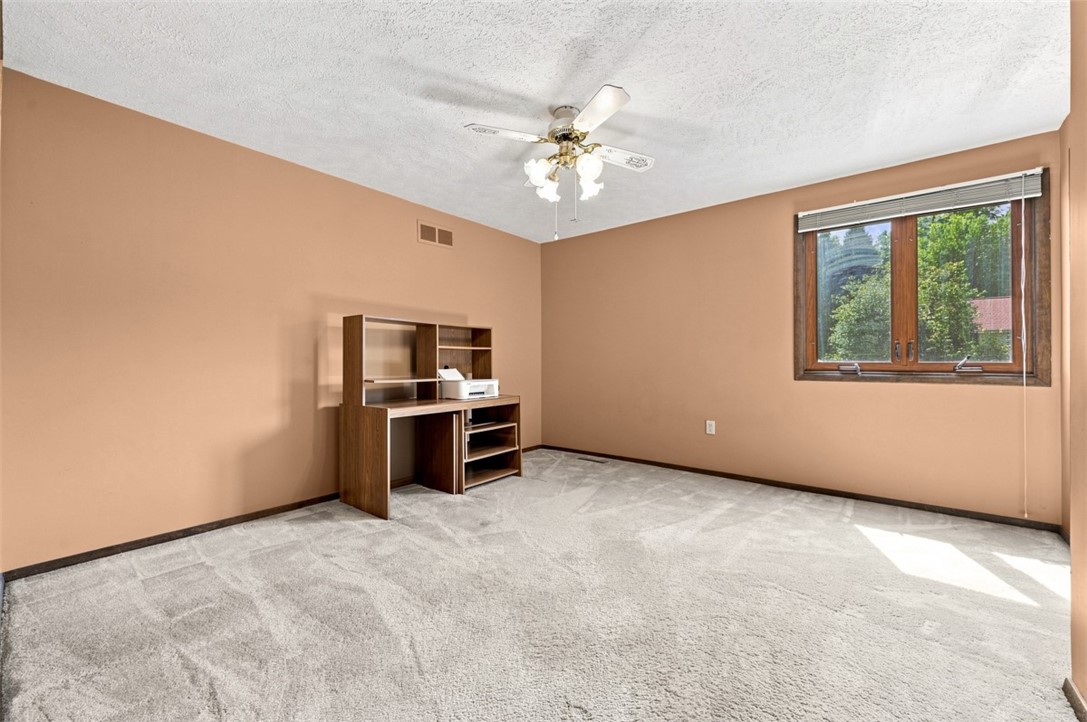 6103 Berkshire Ct