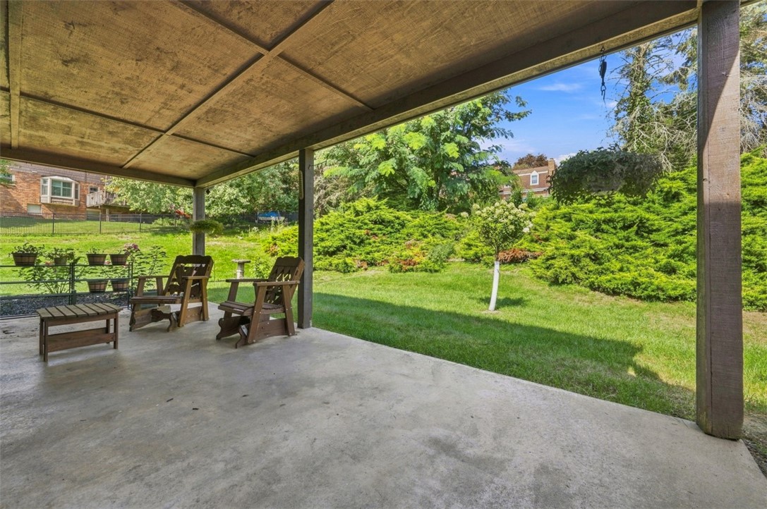 6103 Berkshire Ct