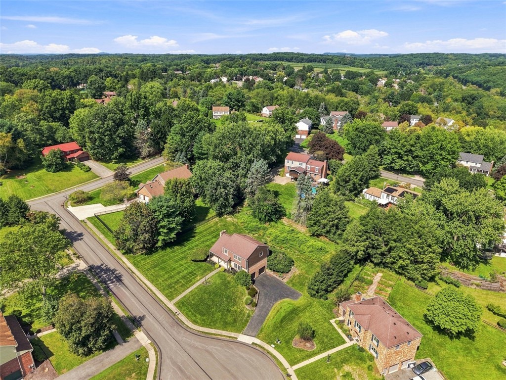 6103 Berkshire Ct