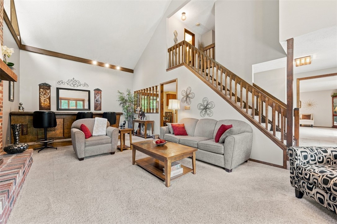 6103 Berkshire Ct