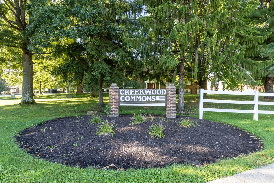 957 Wood Hollow D